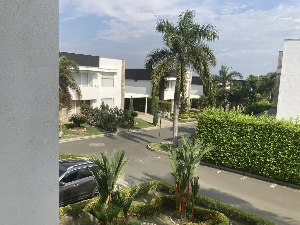 Casa de 5 alcobas en venta en Pance, Cali, 650 m² · foto 2 de 24