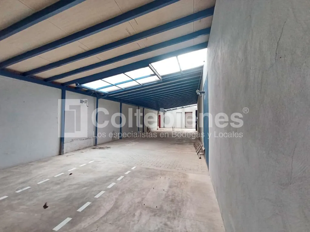 Local en arriendo en Villa Carlota, Medellín, 165 m² · foto 7 de 13