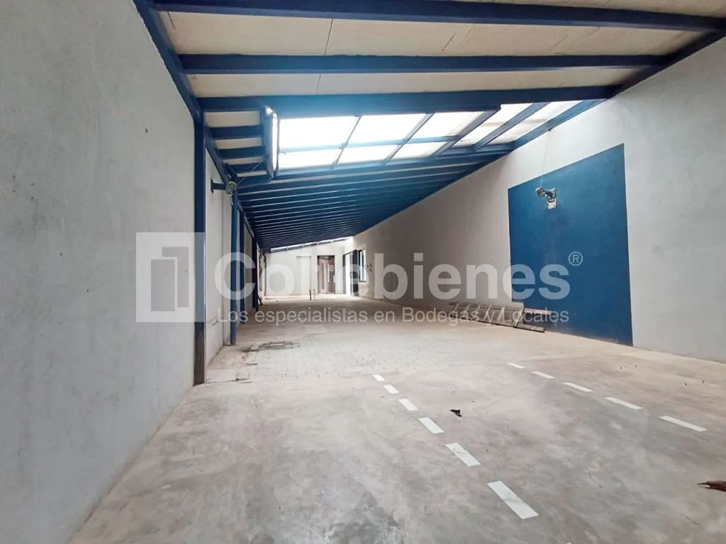Local en arriendo en Villa Carlota, Medellín, 165 m² · foto 8 de 13