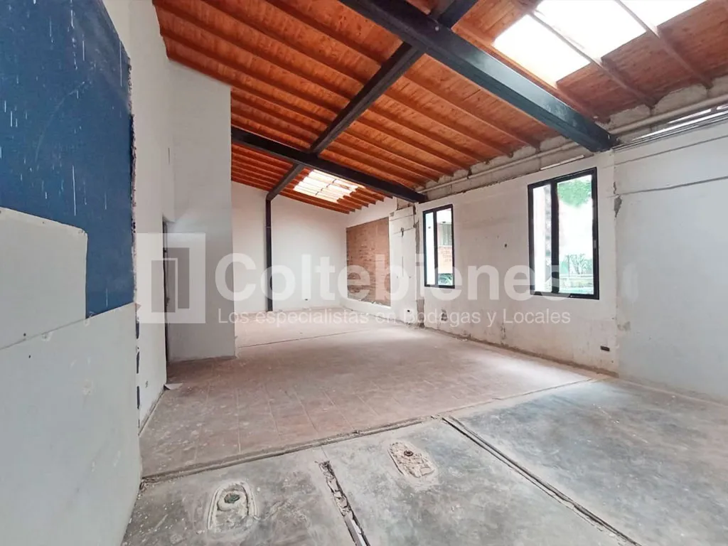 Local en arriendo en Villa Carlota, Medellín, 165 m² · foto 9 de 13