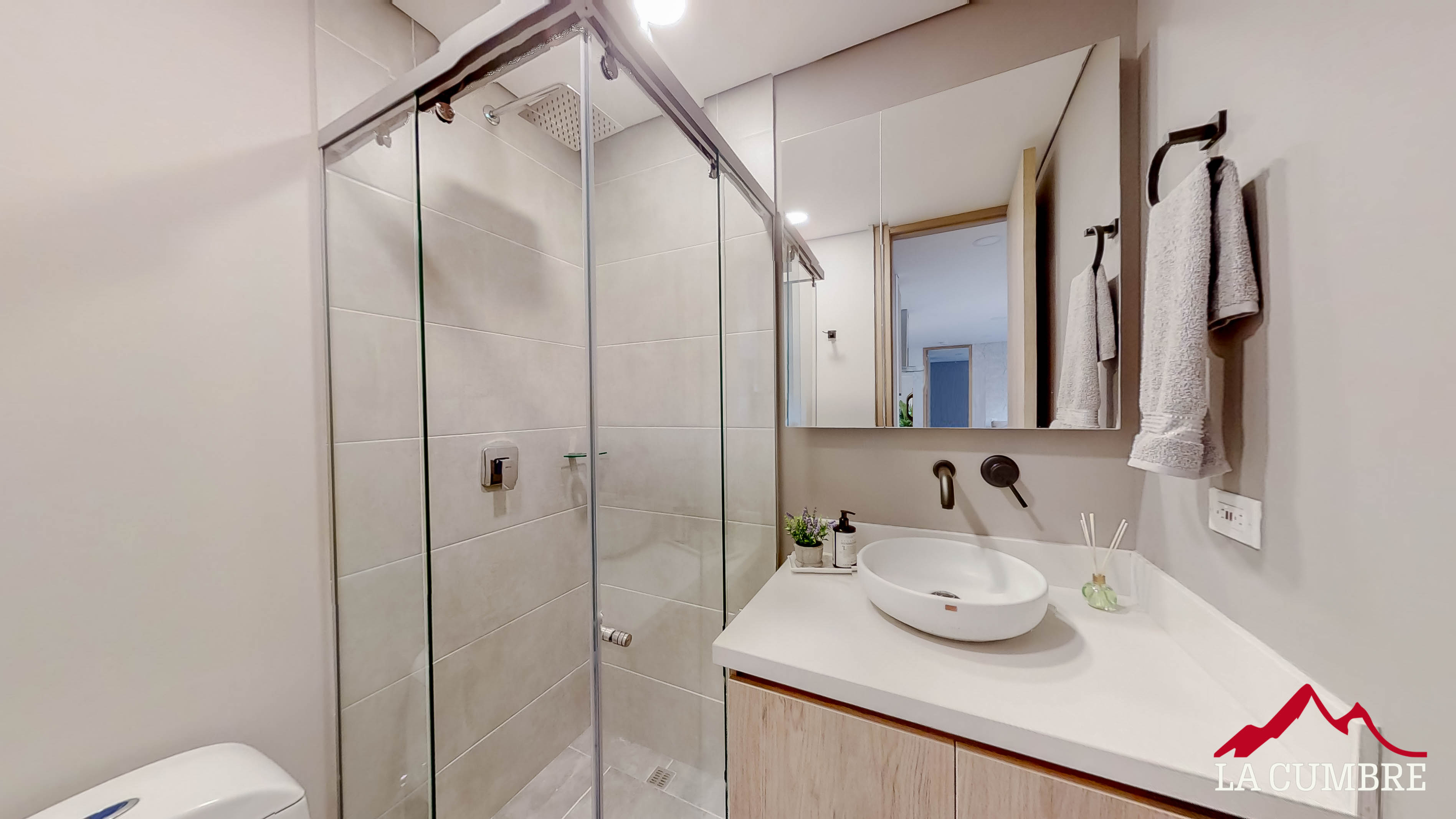 Apartamento de 3 alcobas en arriendo en Vía Las Palmas, Medellín, 70 m² · foto 6 de 8