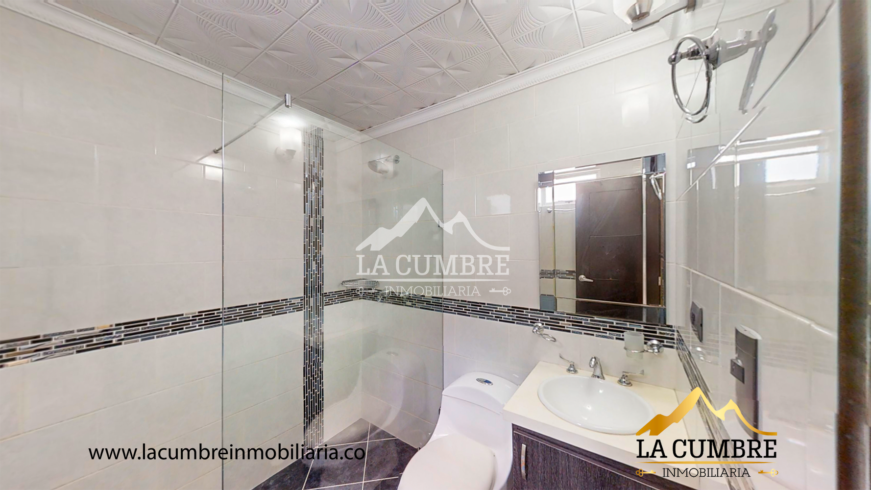 Casa de 4 alcobas en venta en Loma De San Jose, Sabaneta, 450 m² · foto 14 de 18