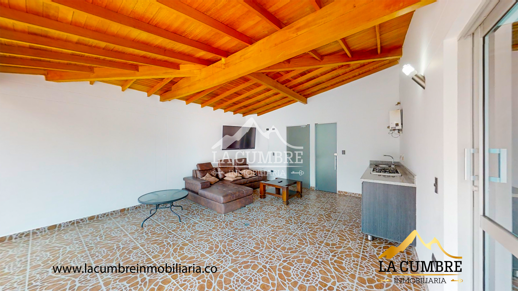 Casa de 4 alcobas en venta en Loma De San Jose, Sabaneta, 450 m² · foto 16 de 18