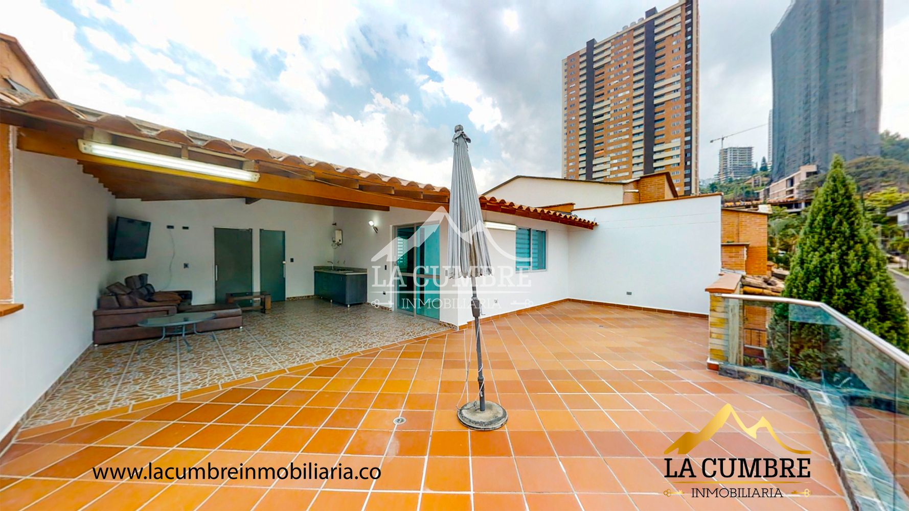 Casa de 4 alcobas en venta en Loma De San Jose, Sabaneta, 450 m² · foto 18 de 18
