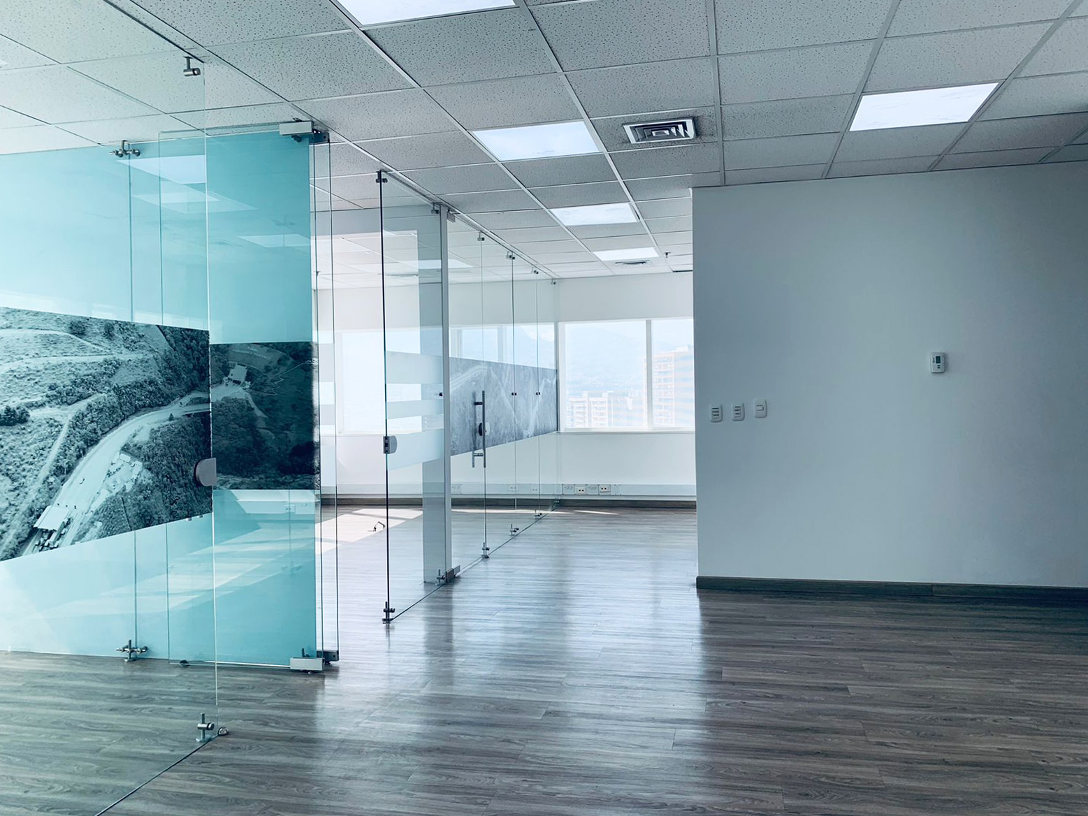 Oficina en arriendo en Manila, Medellín, 98 m² · foto 12 de 15
