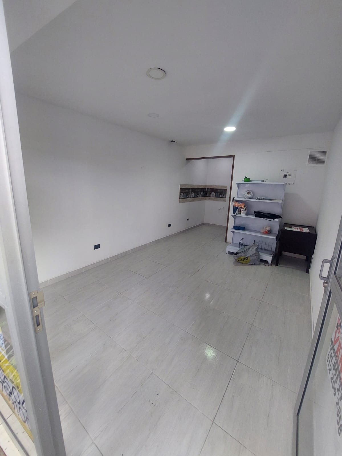 Local en venta en Alta Suiza, Manizales, 20 m² · foto 10 de 11