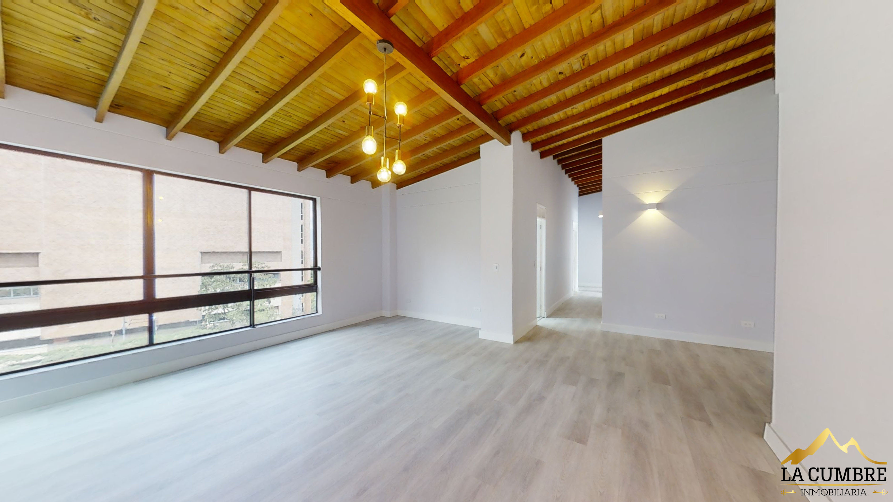 Apartamento de 4 alcobas en arriendo en El Tesoro, Medellín, 204 m² · foto 7 de 11