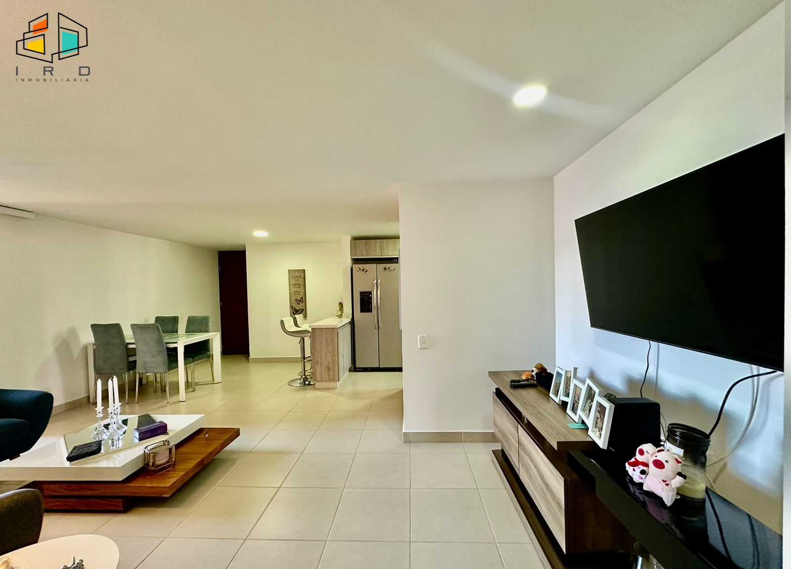 Apartamento de 3 alcobas en arriendo en San Diego, Medellín, 90 m² · foto 6 de 24
