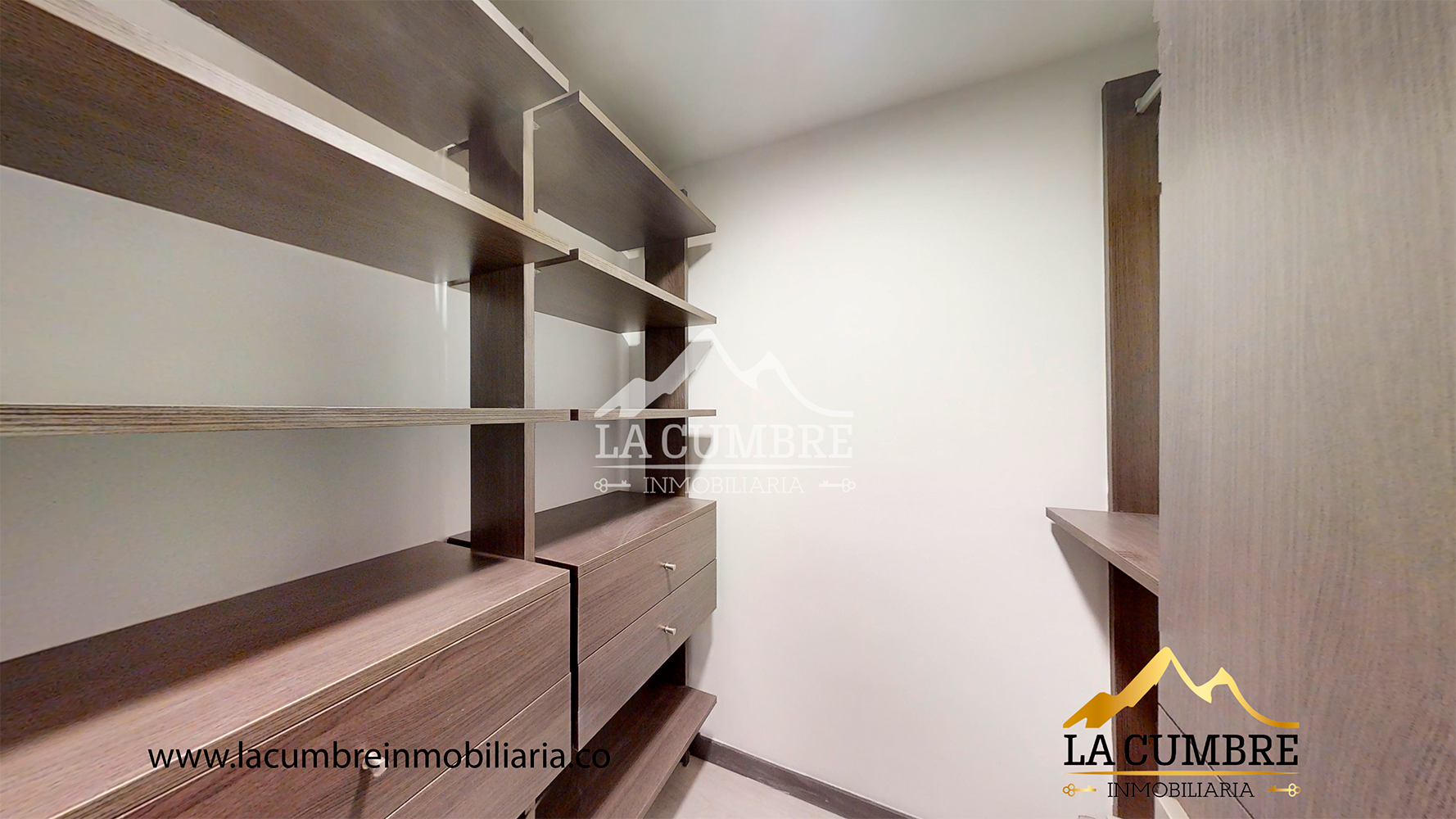 Apartamento de 3 alcobas en arriendo en Loma De Las Brujas, Envigado, 107 m² · foto 13 de 14