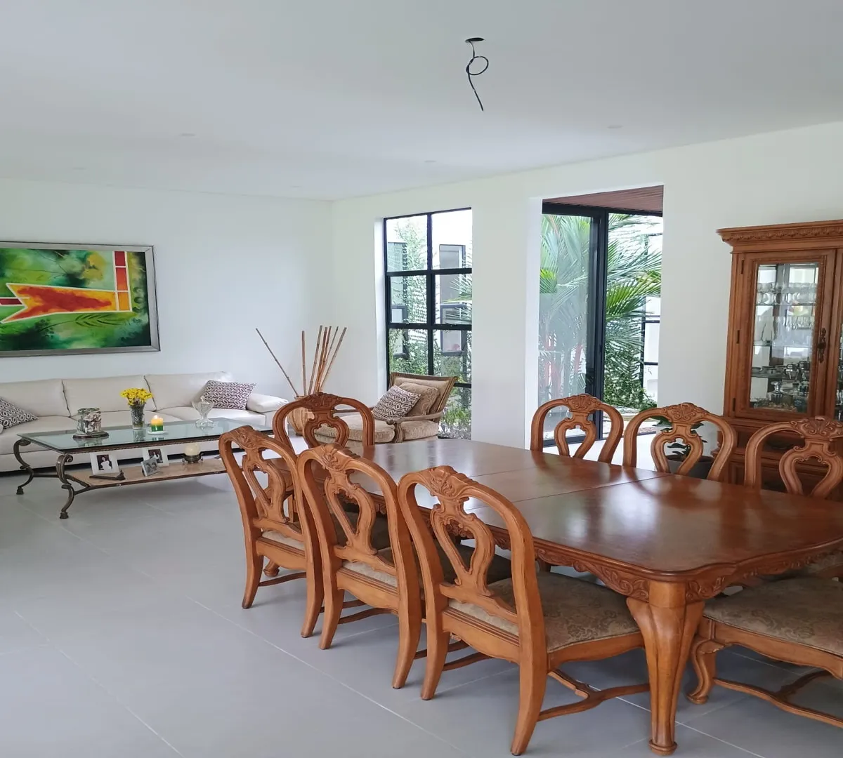 Casa de 5 alcobas en venta en Peon, Jamundí, 303 m² · foto 2 de 24