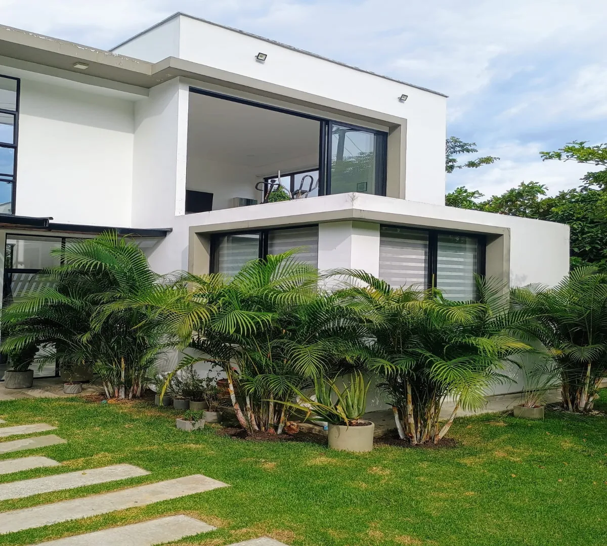 Casa de 5 alcobas en venta en Peon, Jamundí, 303 m² · foto 3 de 24