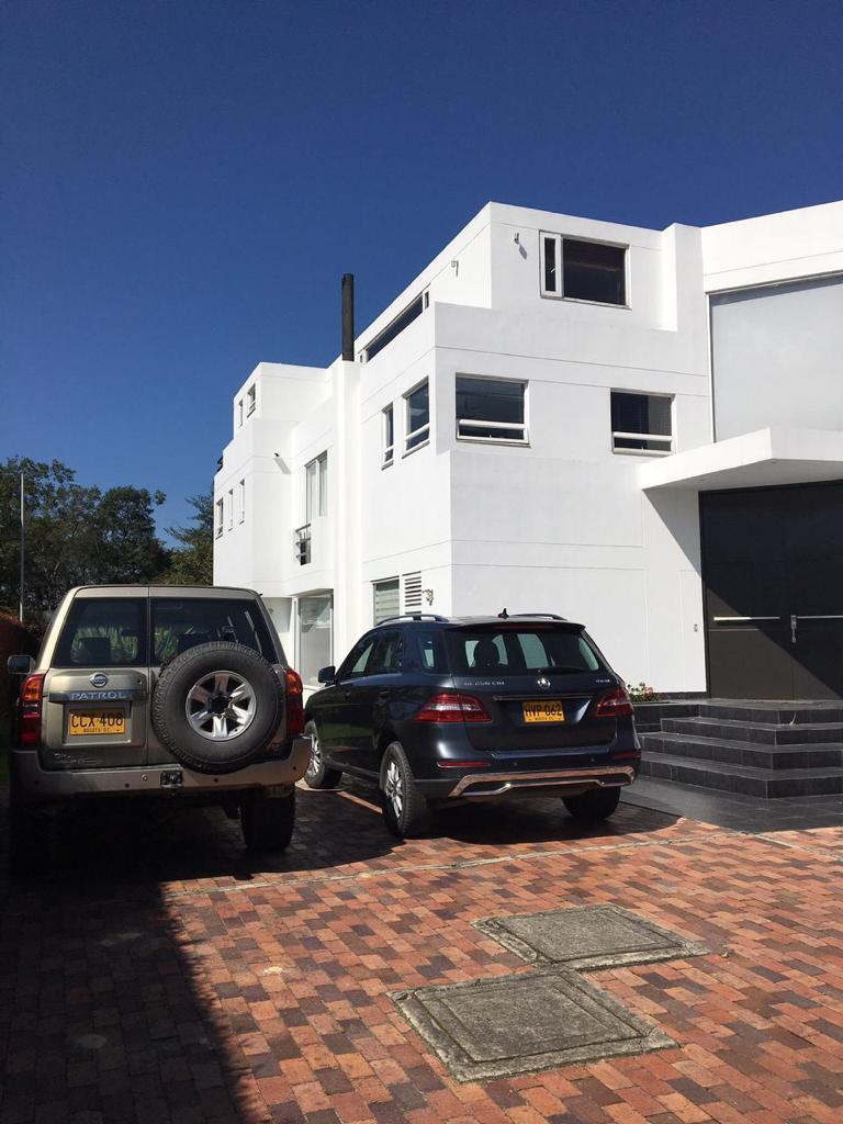 Casa en venta en Guaymaral, Bogotá · foto 3 de 24