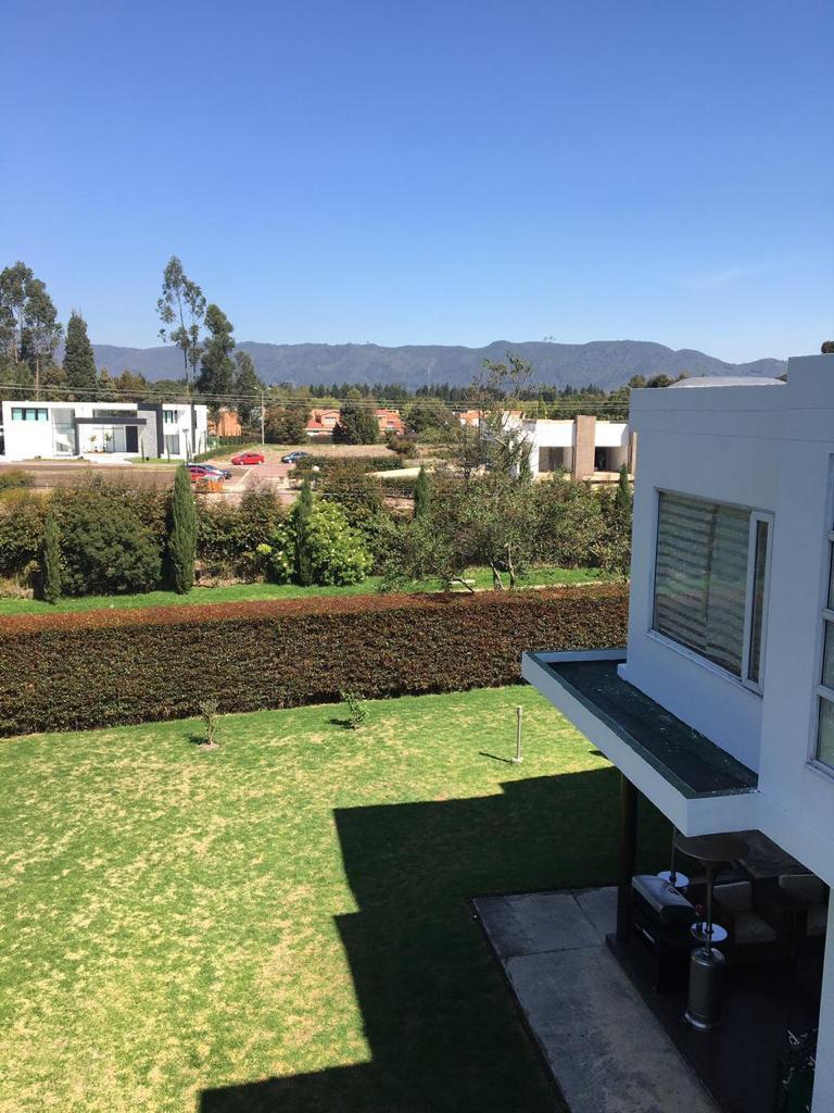 Casa en venta en Guaymaral, Bogotá · foto 7 de 24