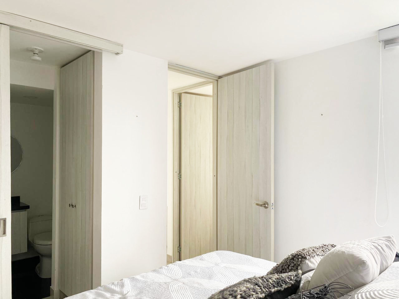 Apartamento de 2 alcobas en arriendo en El Poblado, Medellín, 56 m² · foto 13 de 15
