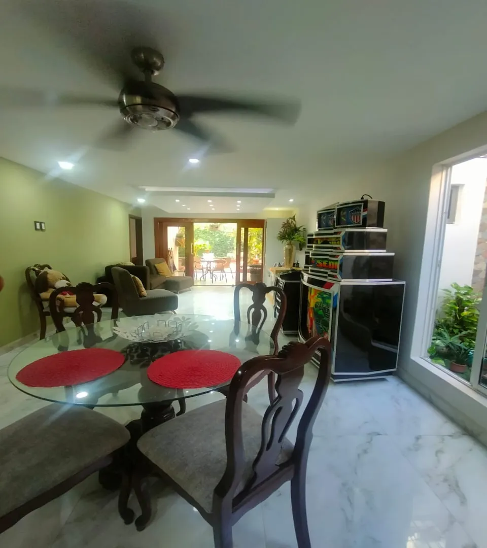 Casa en venta en Paraiso, Barranquilla · foto 2 de 24