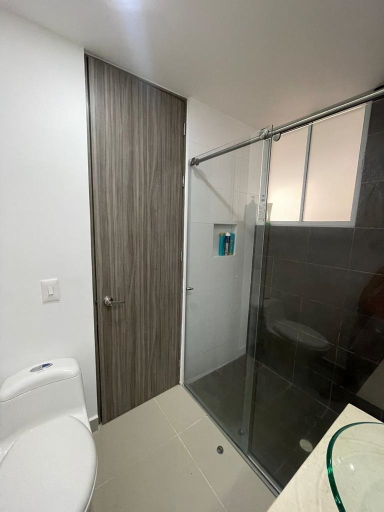Apartamento de 2 alcobas en arriendo en Ub. Altos De Parque, Barranquilla, 80 m² · foto 10 de 10