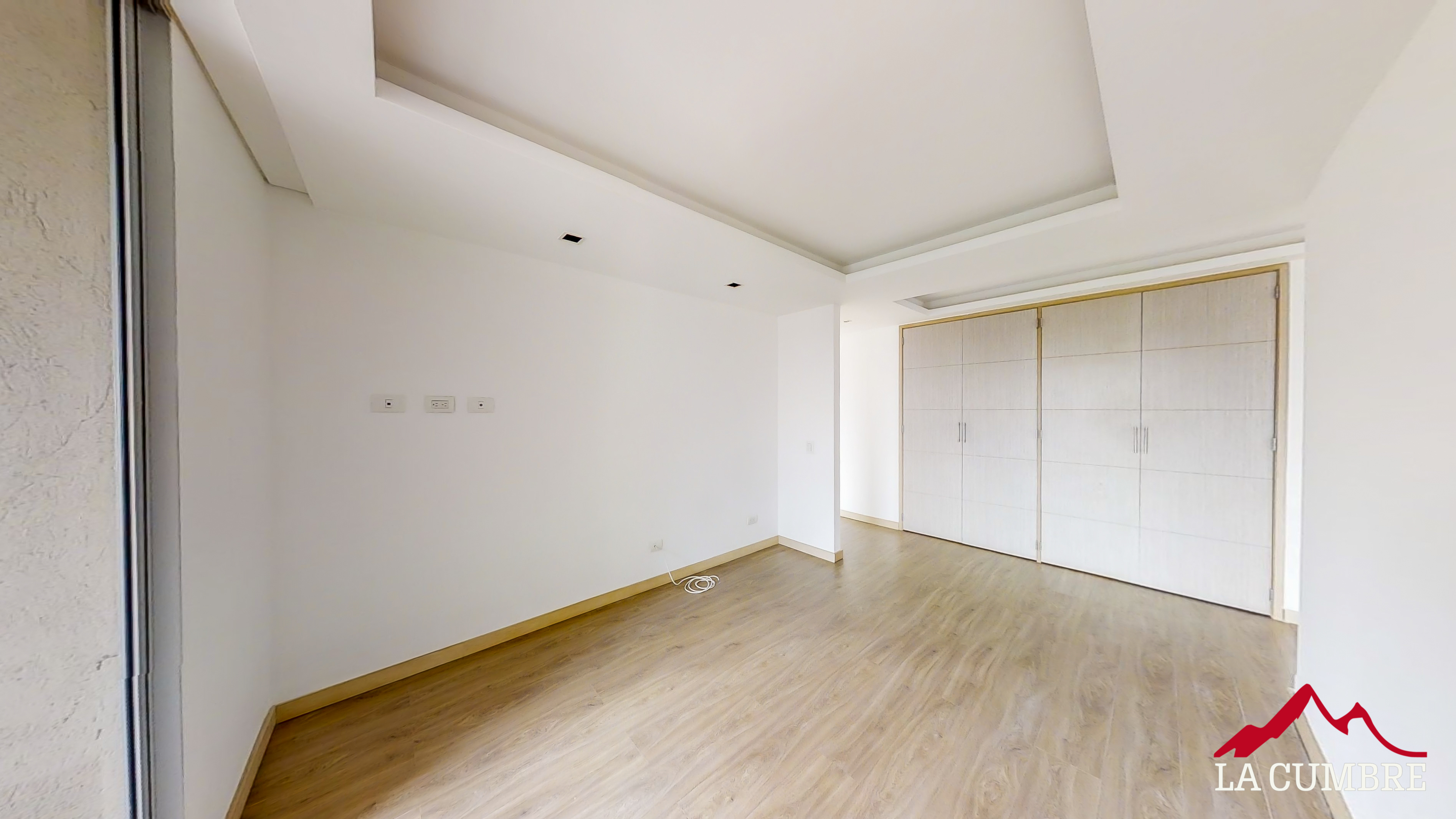 Apartamento de 3 alcobas en arriendo en El Tesoro, Medellín, 230 m² · foto 11 de 22
