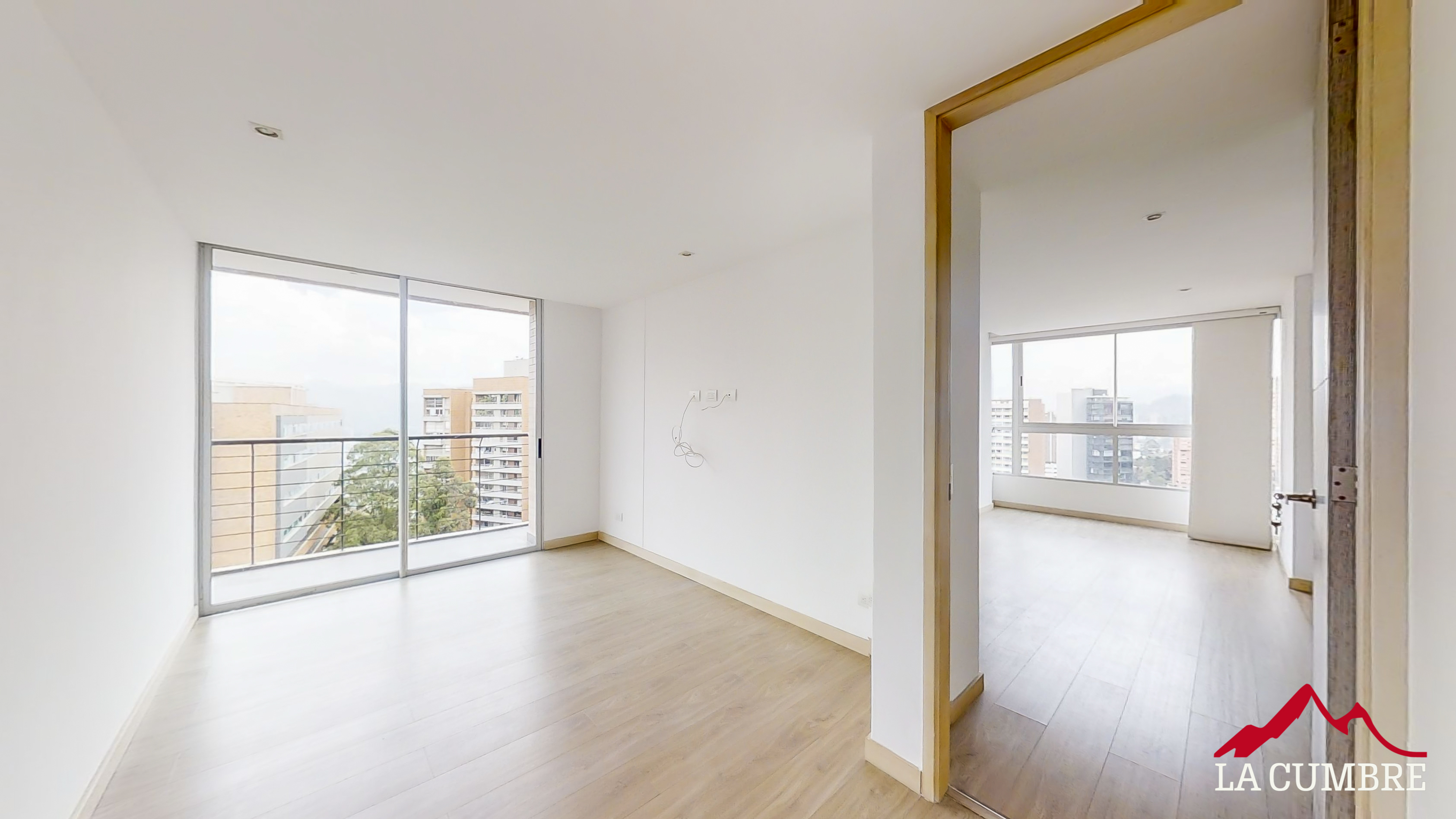 Apartamento de 3 alcobas en arriendo en El Tesoro, Medellín, 230 m² · foto 15 de 22