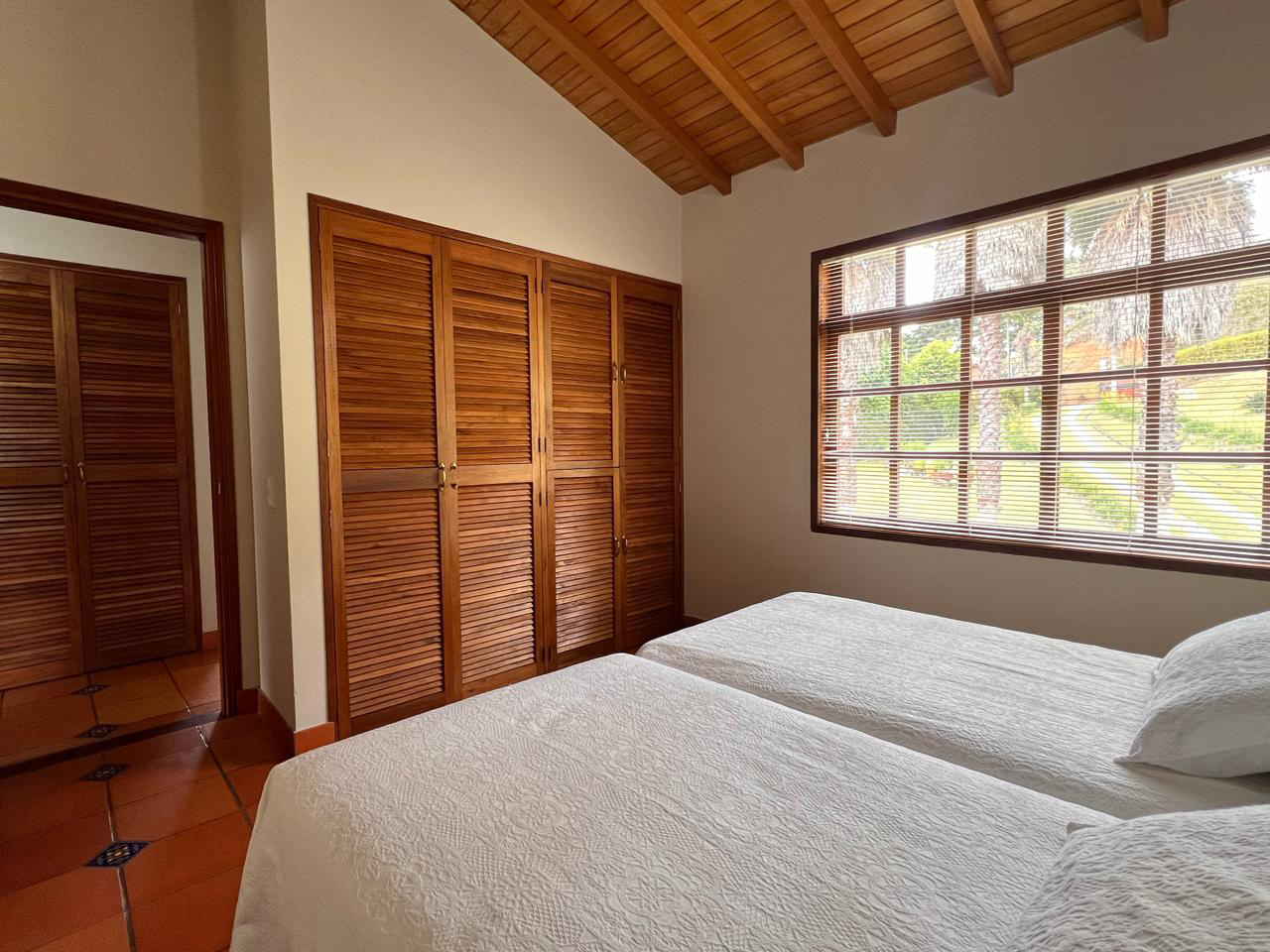 Casa de 3 alcobas en venta en Llano Grande, Rionegro, 270 m² · foto 10 de 18