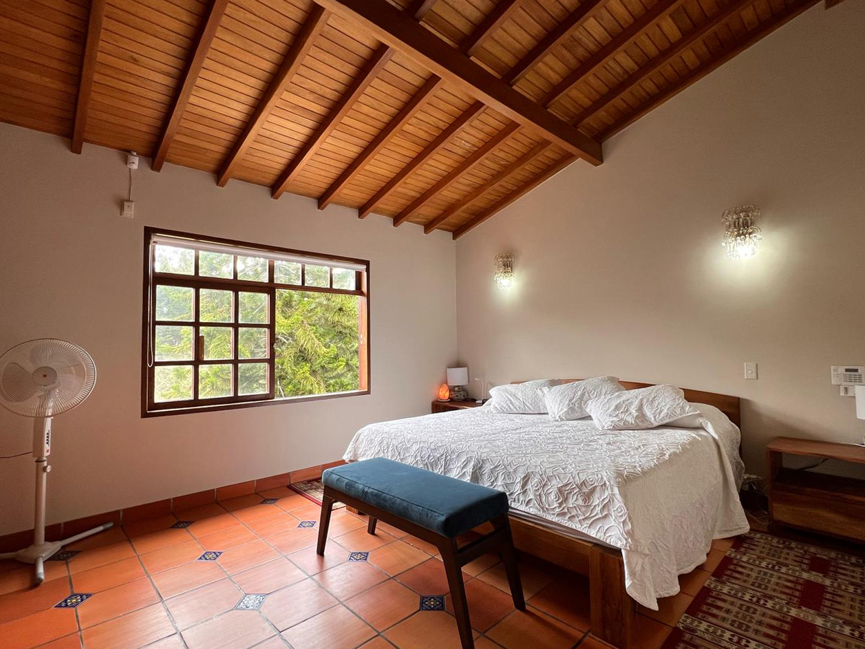 Casa de 3 alcobas en venta en Llano Grande, Rionegro, 270 m² · foto 11 de 18