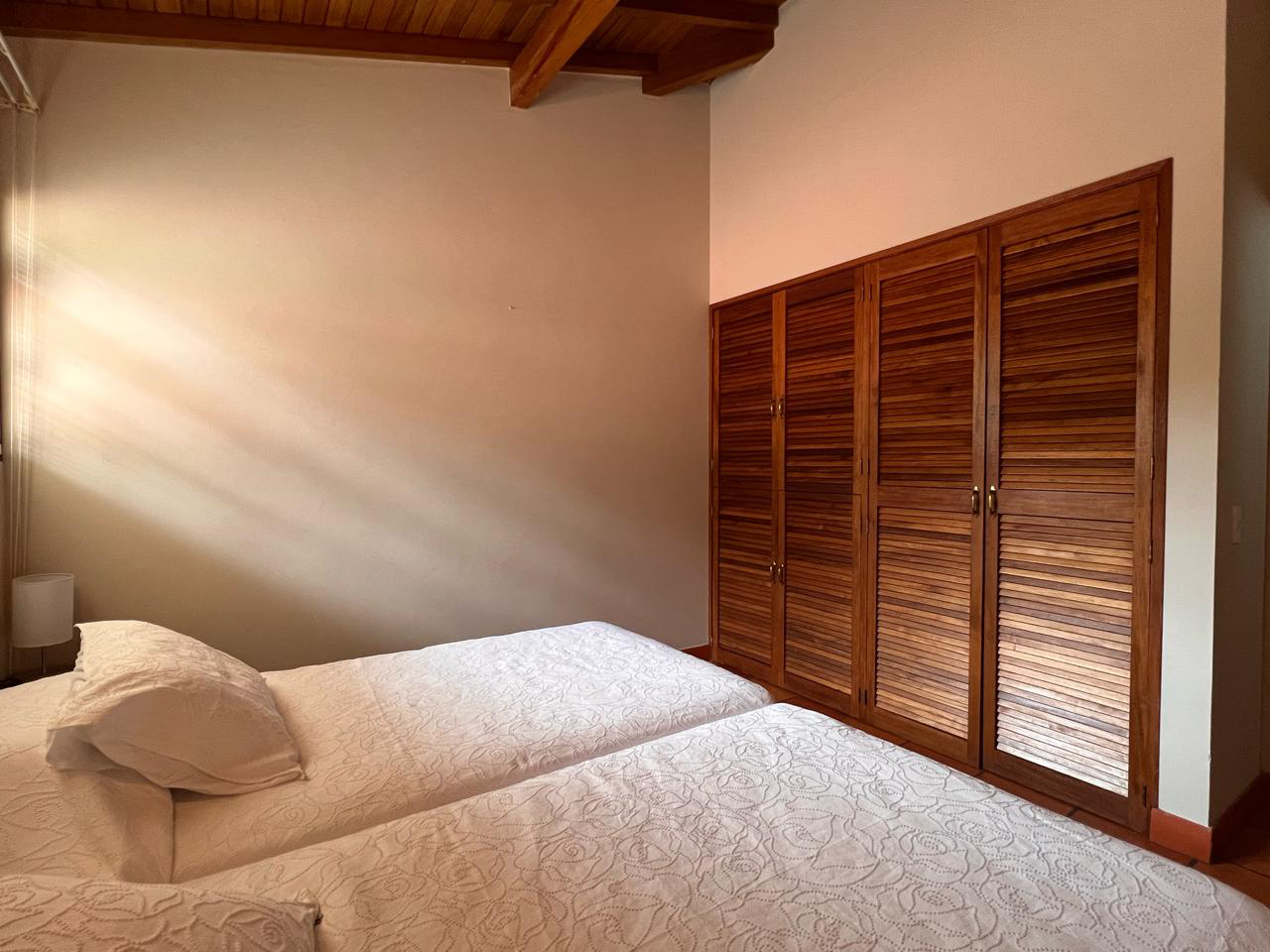 Casa de 3 alcobas en venta en Llano Grande, Rionegro, 270 m² · foto 13 de 18