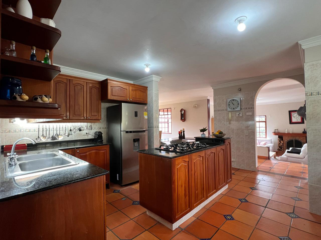 Casa de 3 alcobas en venta en Llano Grande, Rionegro, 270 m² · foto 3 de 18
