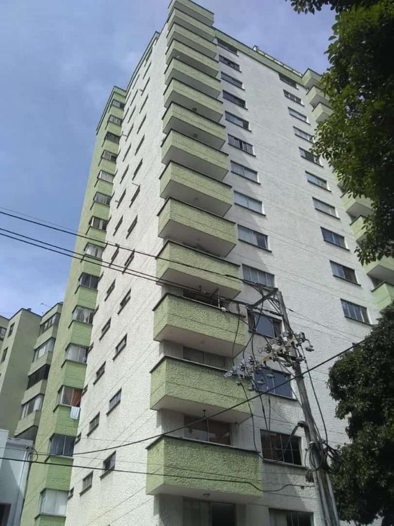Apartamento de 3 alcobas en venta en Sotomayor, Bucaramanga, 128 m² · foto 2 de 24