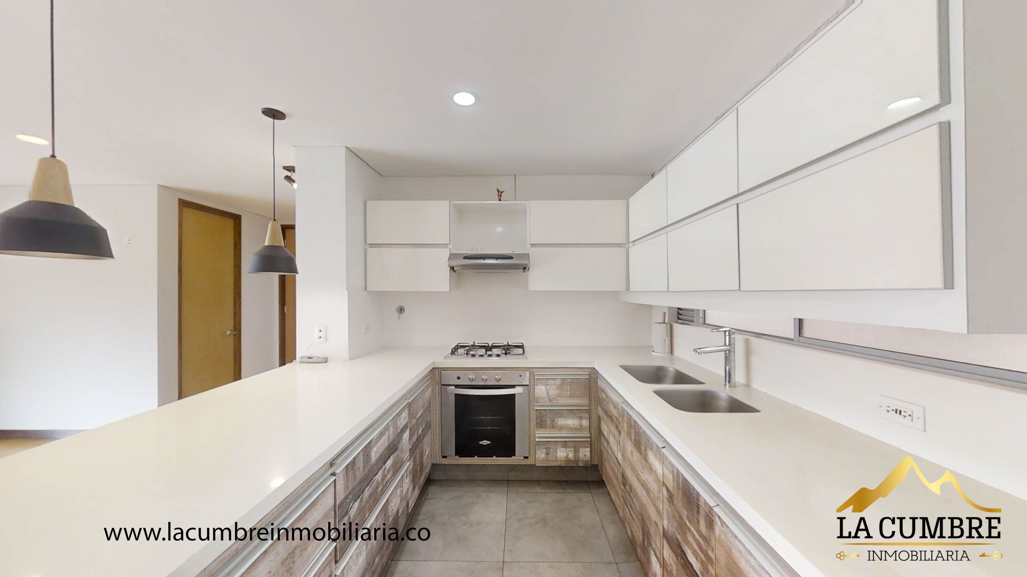 Apartamento de 3 alcobas en arriendo en Los Balsos, Medellín, 178 m² · foto 10 de 20