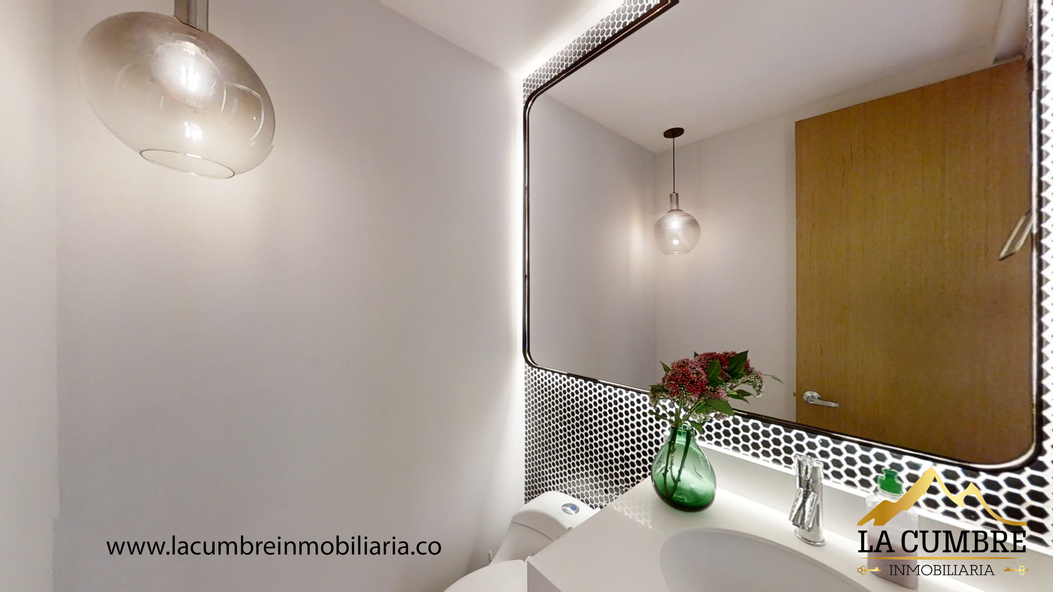 Apartamento de 3 alcobas en arriendo en Los Balsos, Medellín, 178 m² · foto 11 de 20