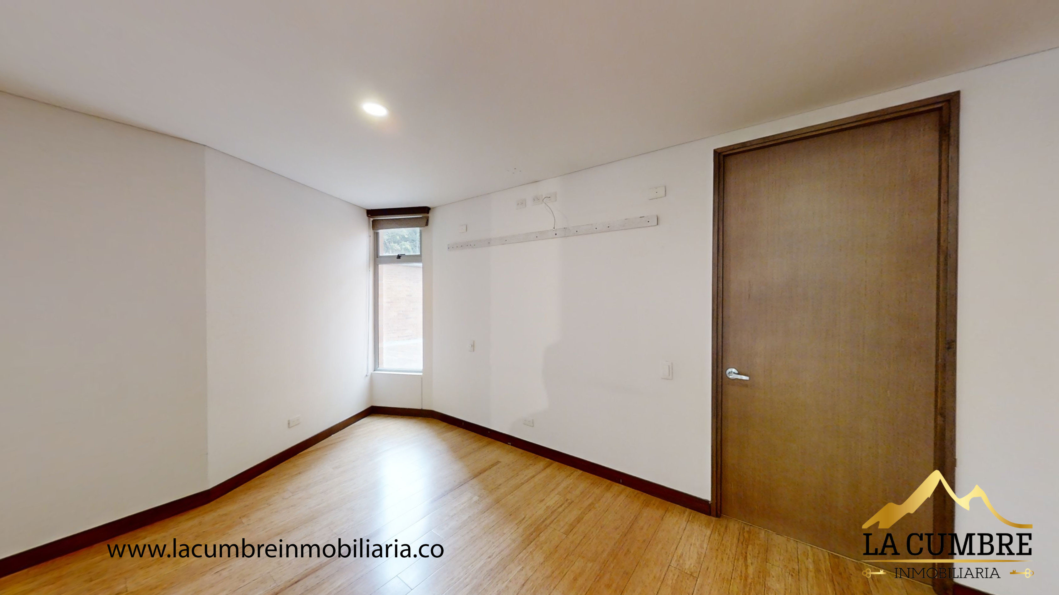 Apartamento de 3 alcobas en arriendo en Los Balsos, Medellín, 178 m² · foto 13 de 20