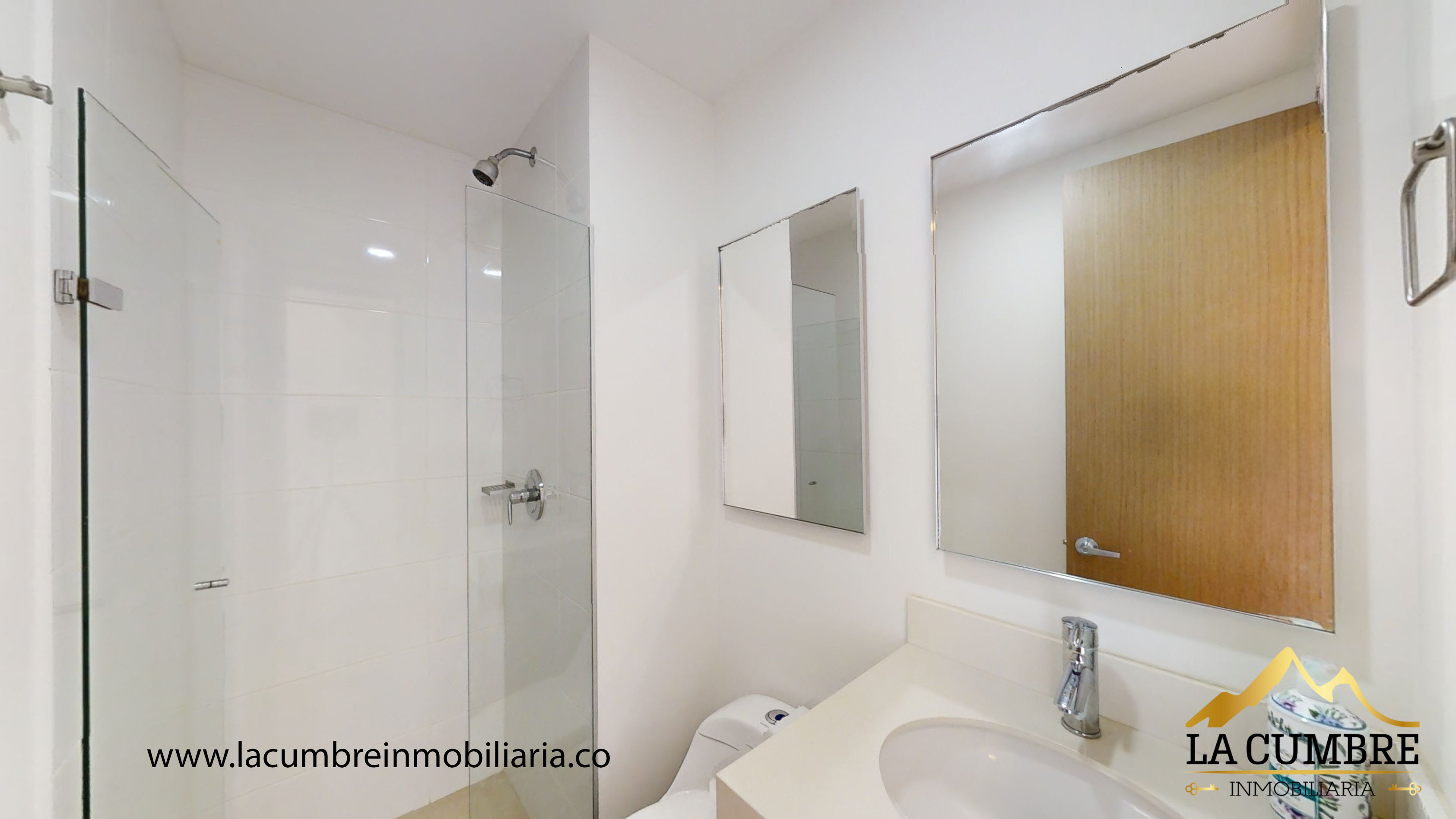 Apartamento de 3 alcobas en arriendo en Los Balsos, Medellín, 178 m² · foto 14 de 20