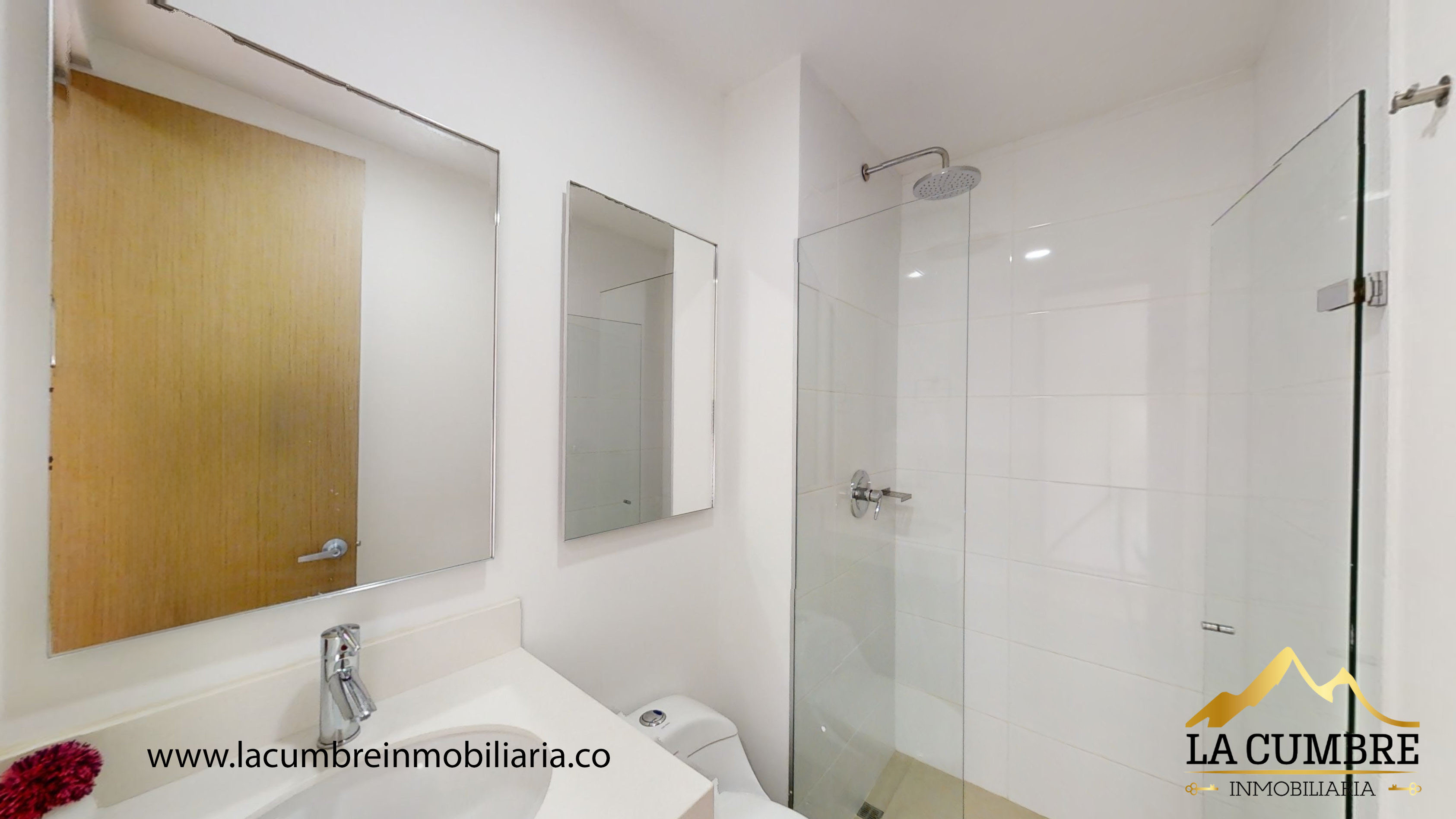 Apartamento de 3 alcobas en arriendo en Los Balsos, Medellín, 178 m² · foto 16 de 20