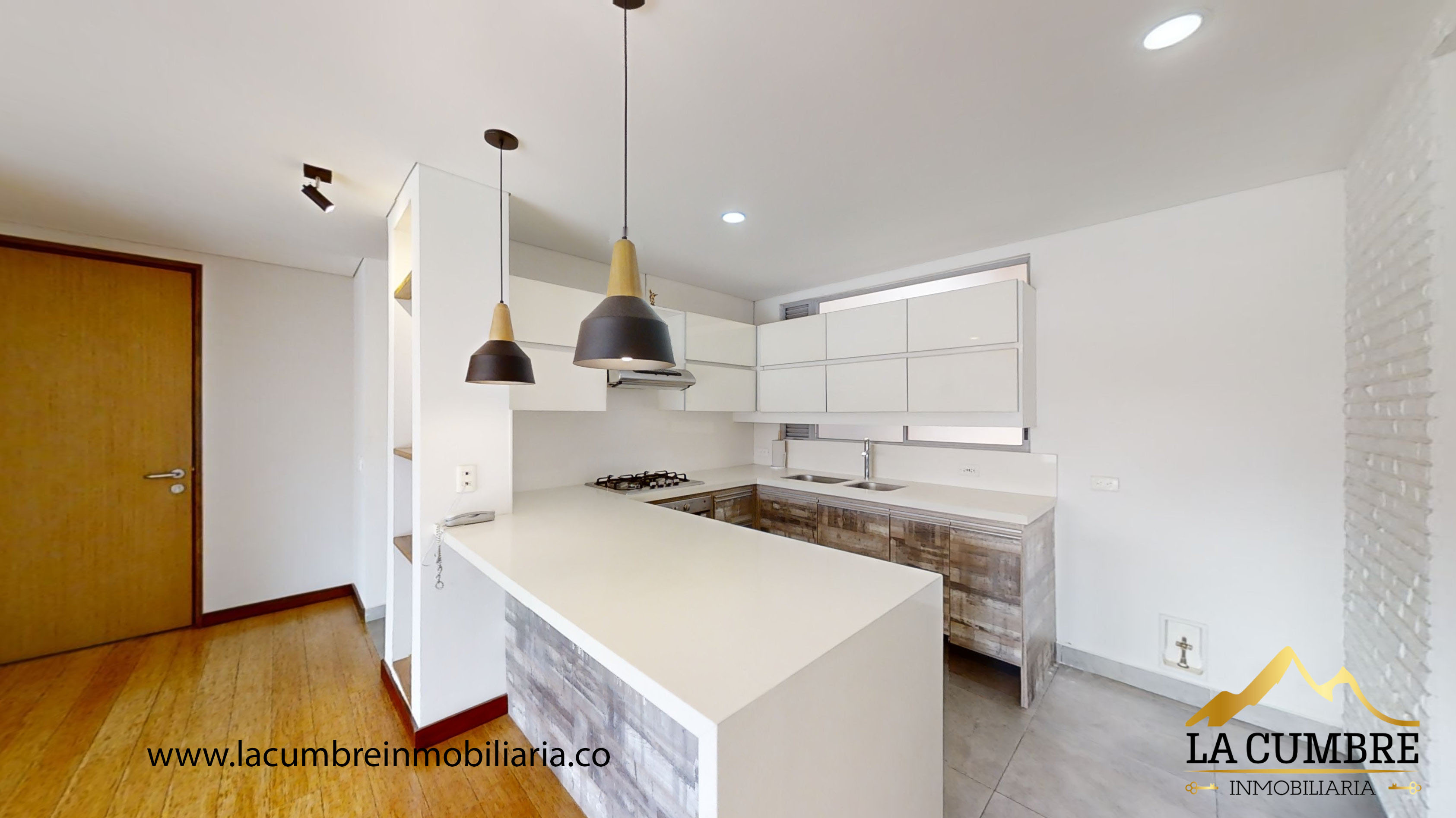 Apartamento de 3 alcobas en arriendo en Los Balsos, Medellín, 178 m² · foto 9 de 20