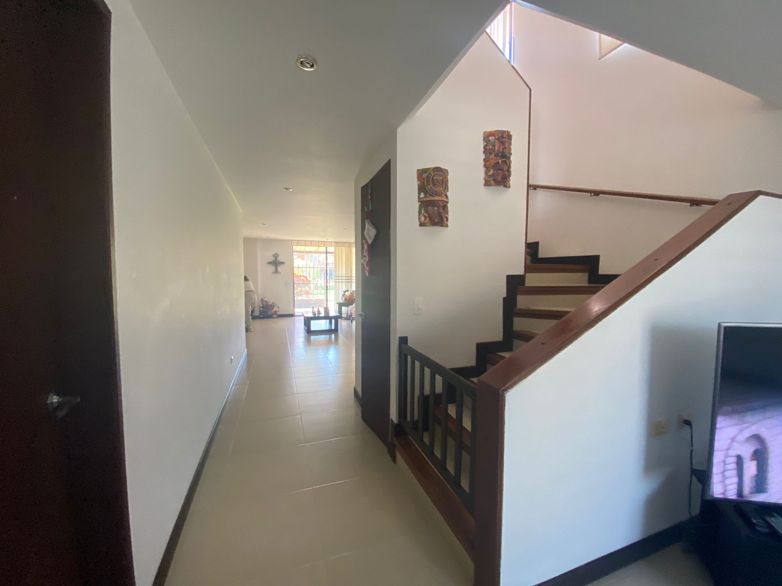 Casa de 4 alcobas en venta en El Castillo, Jamundí, 250 m² · foto 16 de 19