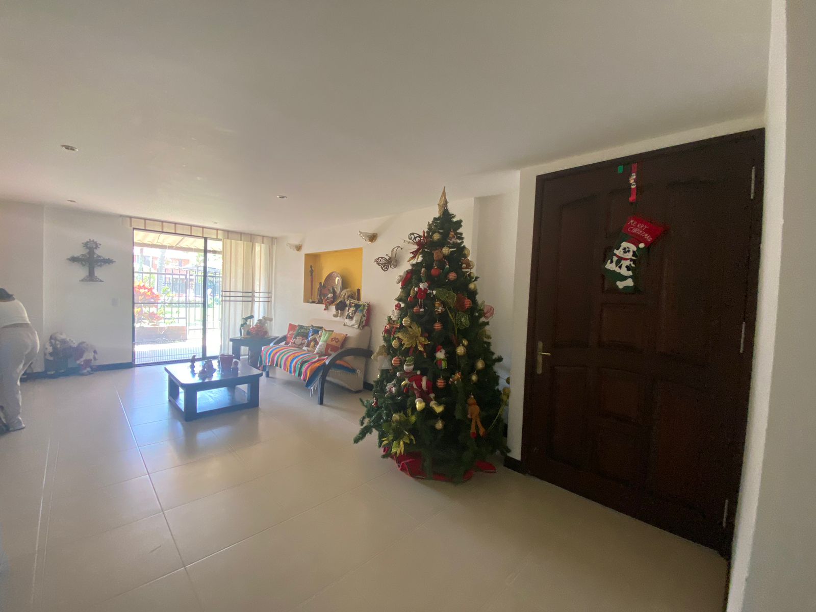 Casa de 4 alcobas en venta en El Castillo, Jamundí, 250 m² · foto 17 de 19