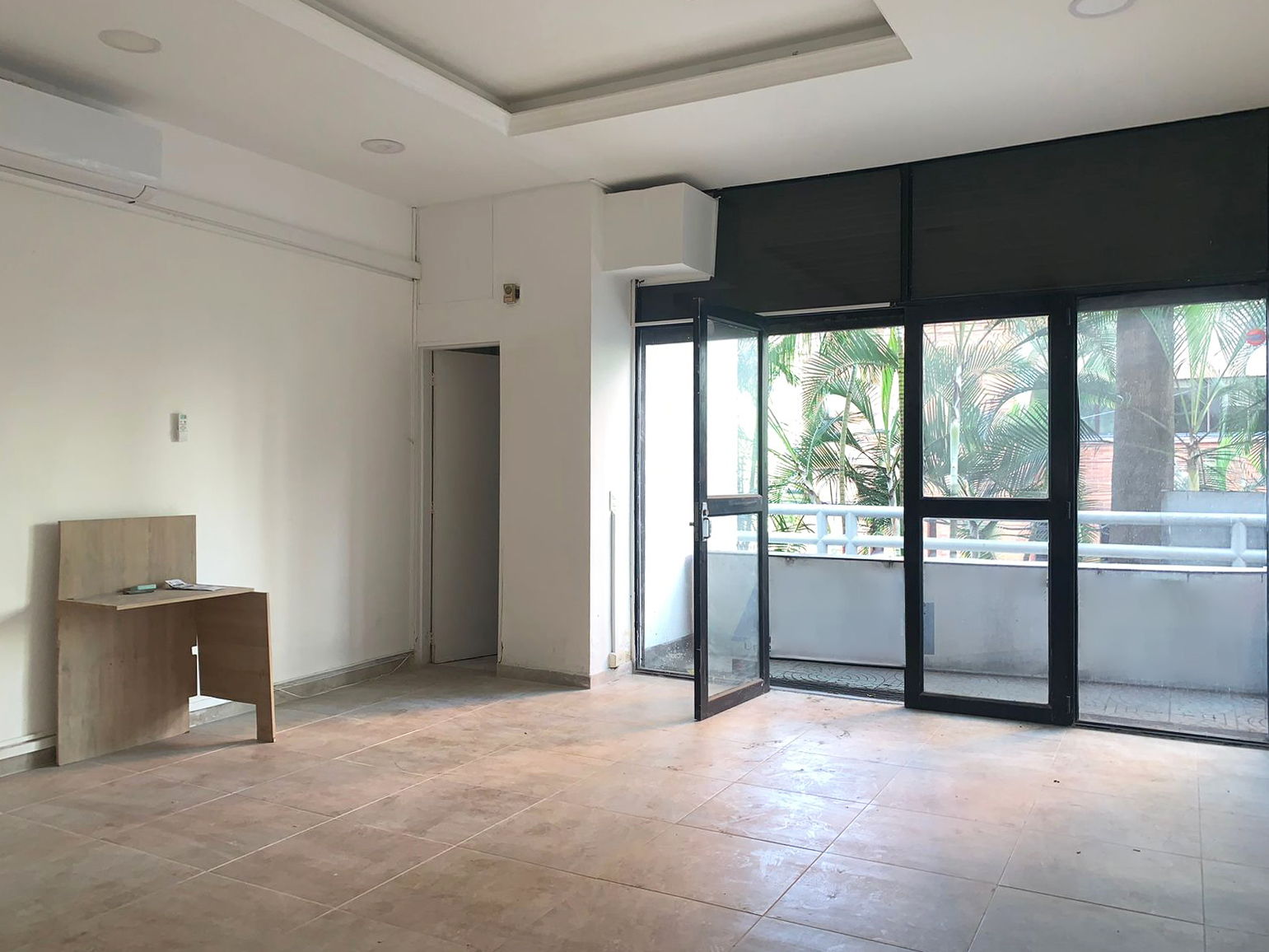 Local en arriendo en Patio Bonito, Medellín, 33 m² · foto 2 de 7