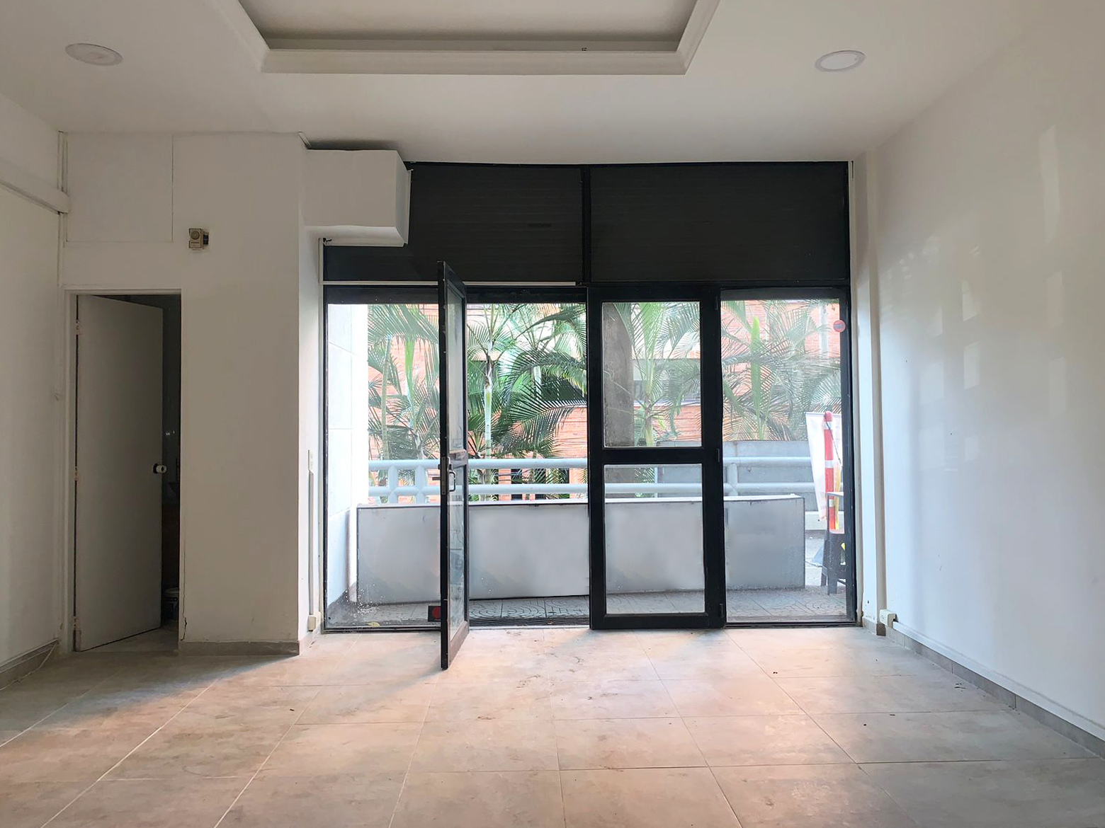 Local en arriendo en Patio Bonito, Medellín, 33 m² · foto 3 de 7
