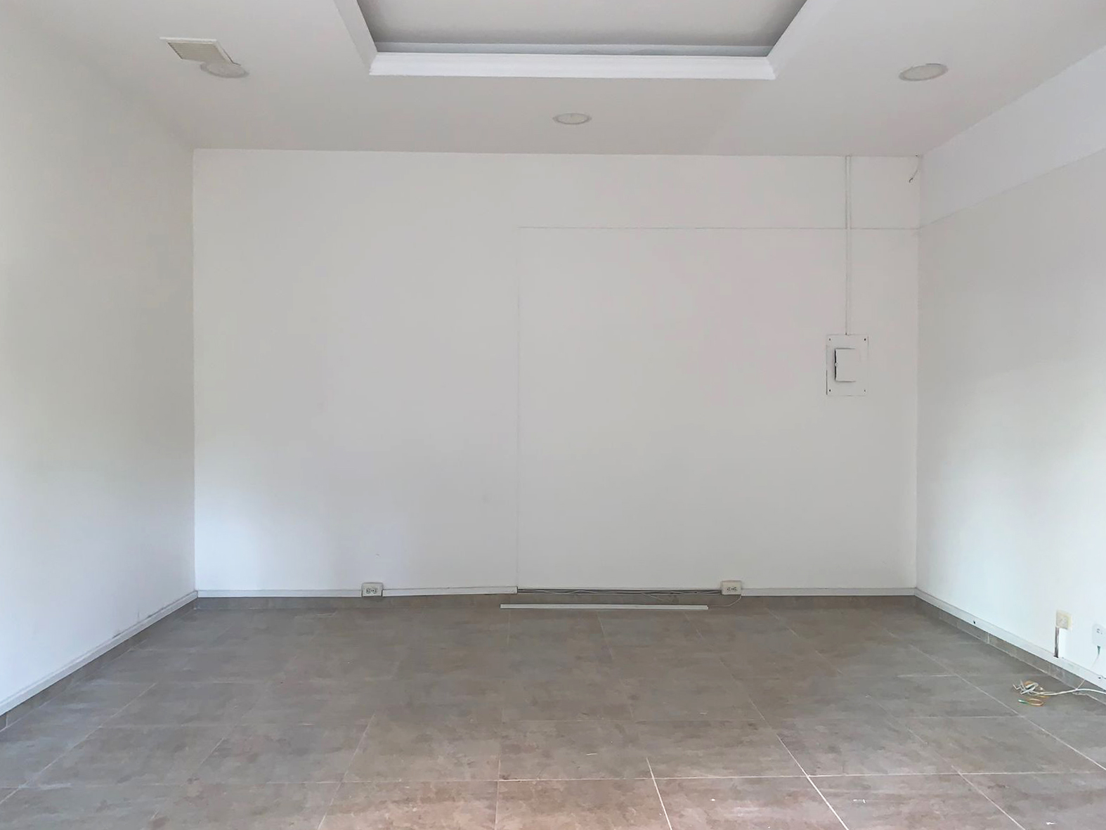 Local en arriendo en Patio Bonito, Medellín, 33 m² · foto 5 de 7
