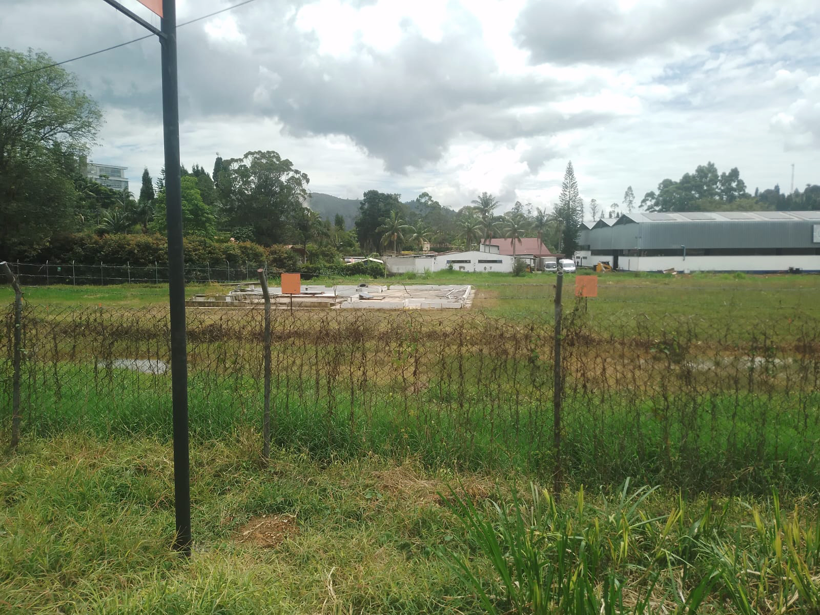 Lote en venta en Guarne, 1044 m² · foto 3 de 4