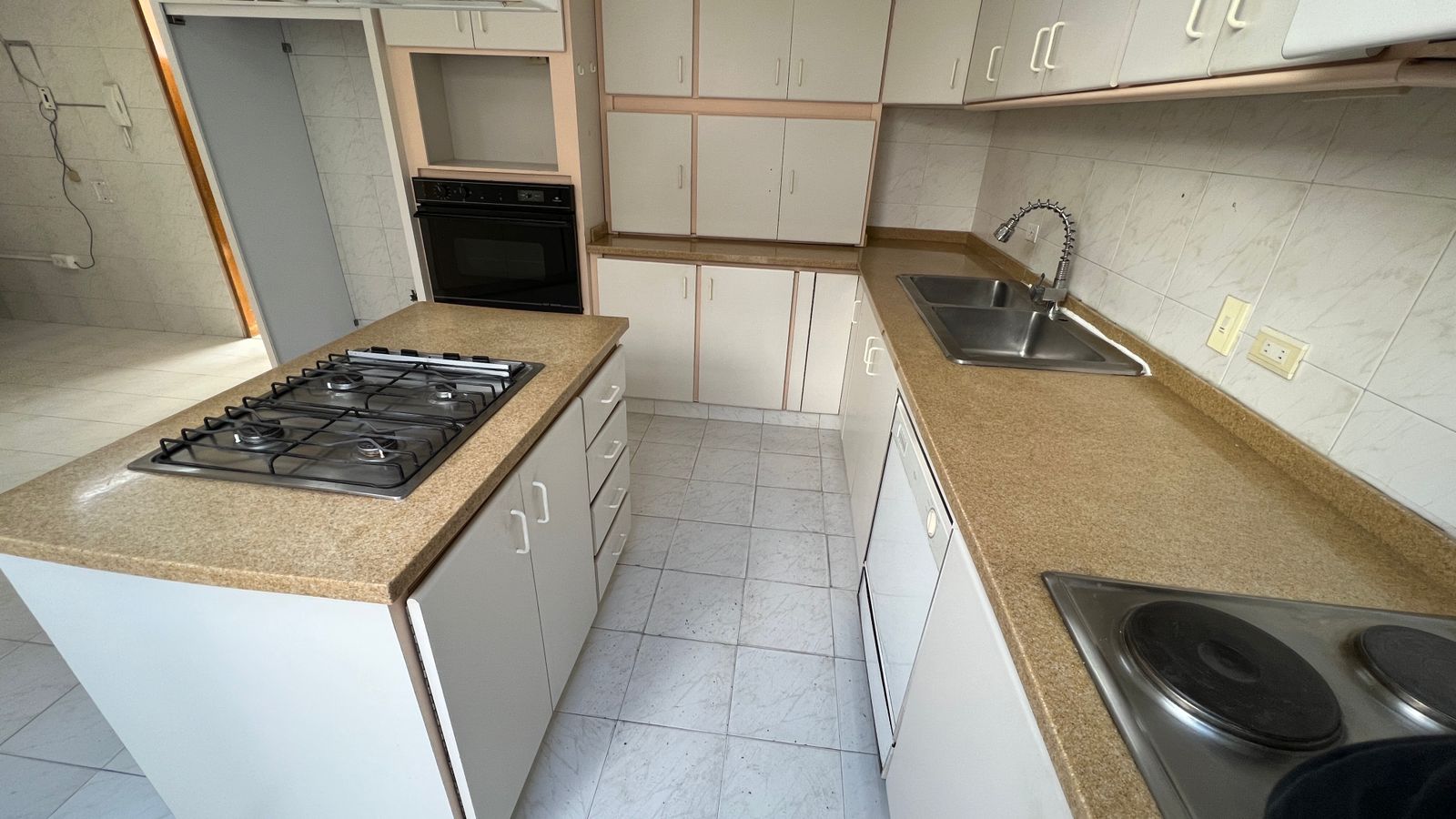 Casa en venta en Santa Barbara Alta, Bogotá · foto 12 de 22
