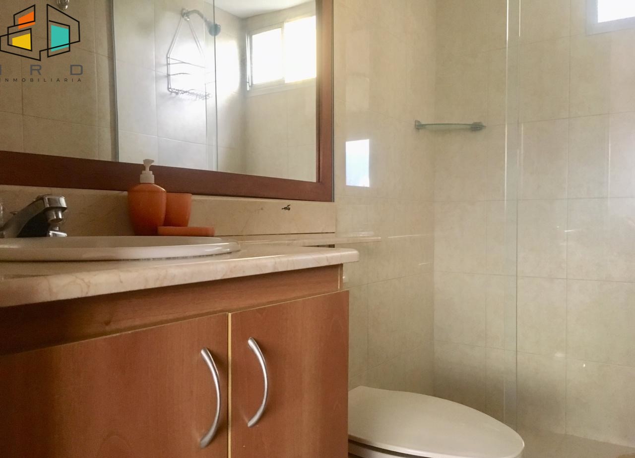 Apartamento de 2 alcobas en arriendo en La Aguacatala, Medellín, 75 m² · foto 8 de 17