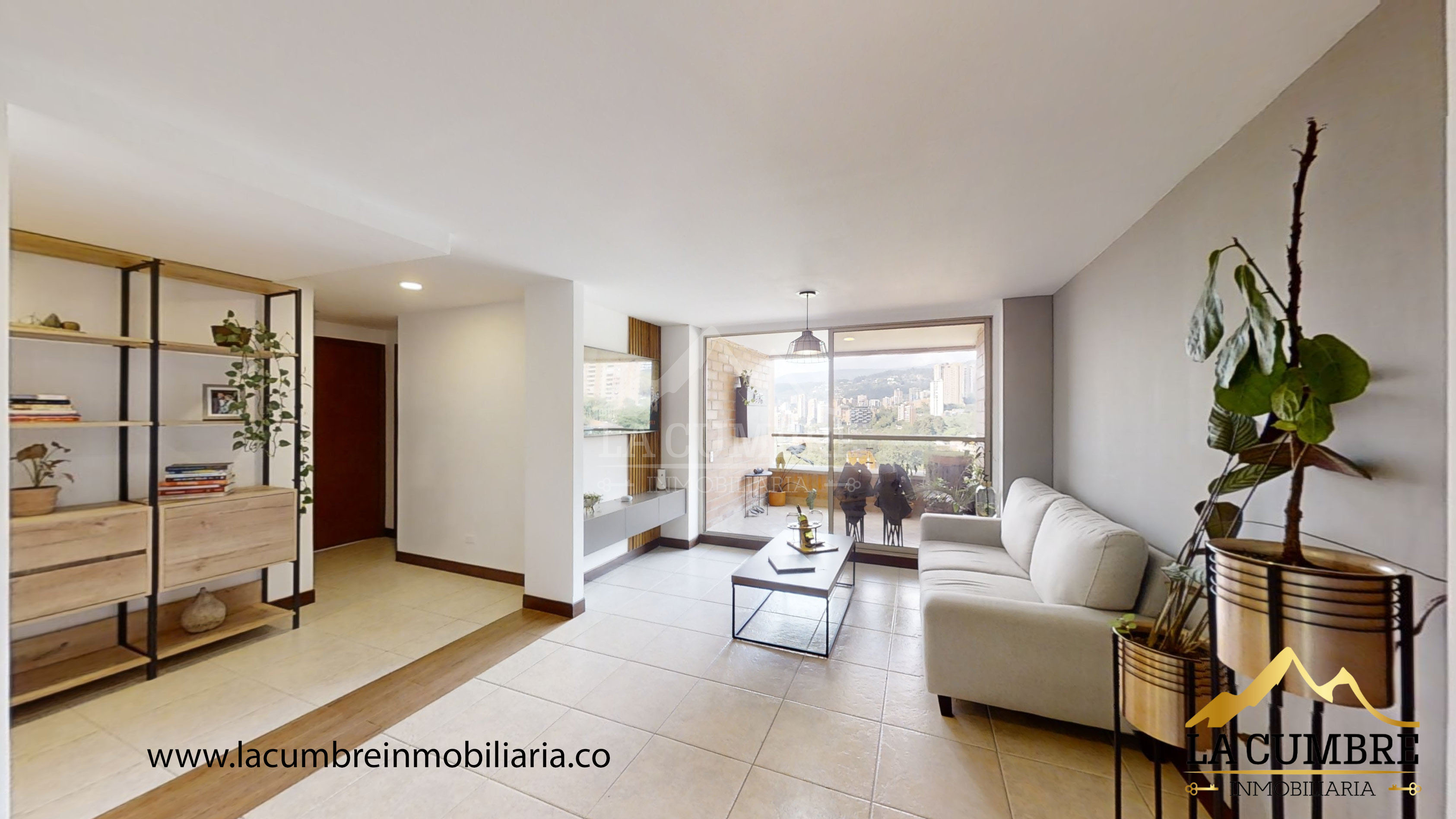 Apartamento en arriendo en El Poblado, Medellín · foto 2 de 13