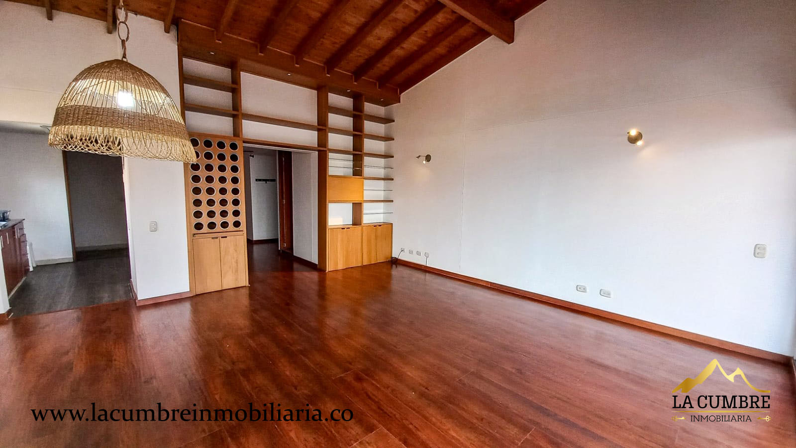 Apartamento de 2 alcobas en arriendo en Castropol, Medellín, 180 m² · foto 6 de 14