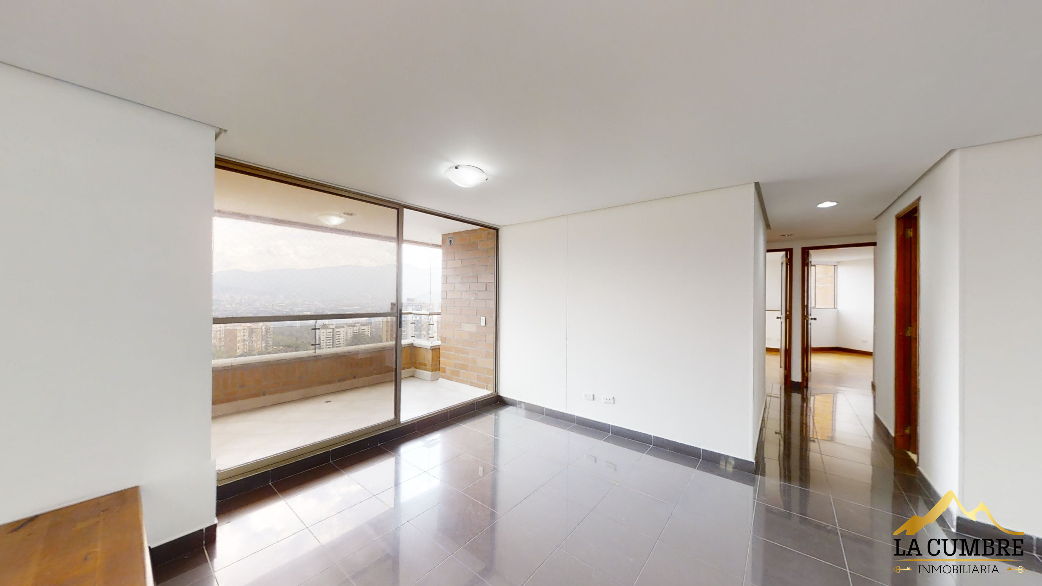 Apartamento en arriendo en Loma De Los Gonzalez, Medellín · foto 9 de 12