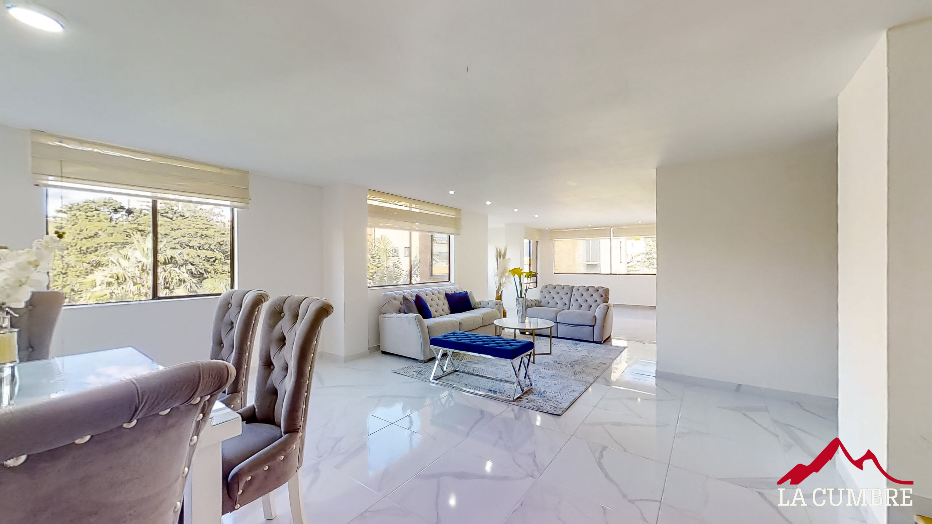 Apartamento en arriendo en El Poblado, Medellín · foto 3 de 12