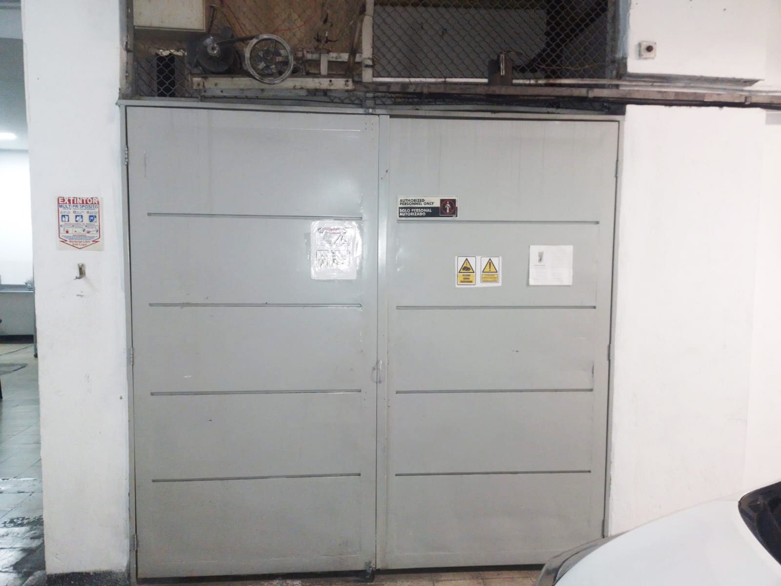 Bodega en venta en La Candelaria, Medellín, 2372 m² · foto 16 de 20
