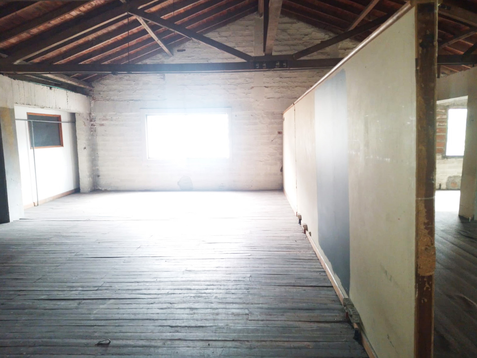 Bodega en venta en La Candelaria, Medellín, 2372 m² · foto 19 de 20