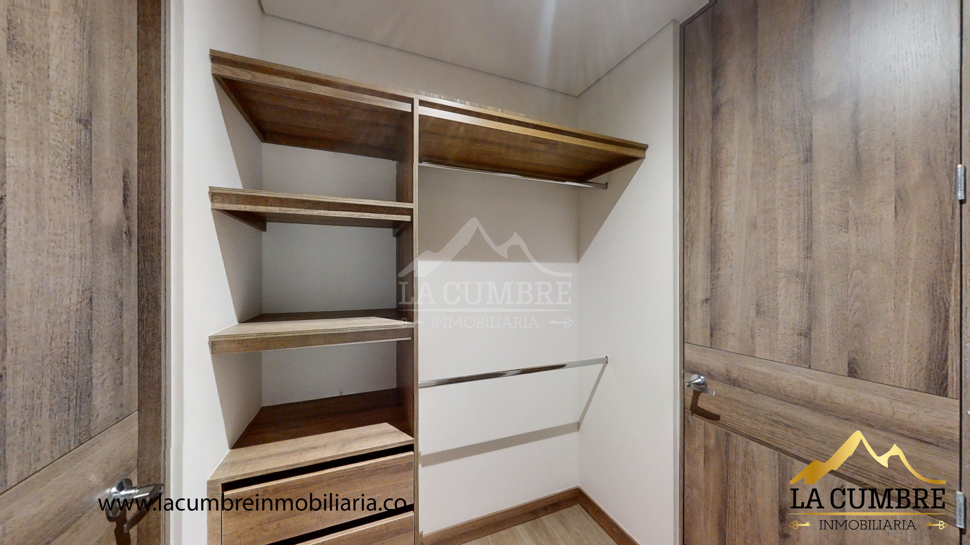 Apartamento en arriendo en Ciudad Del Río, Medellín · foto 13 de 17