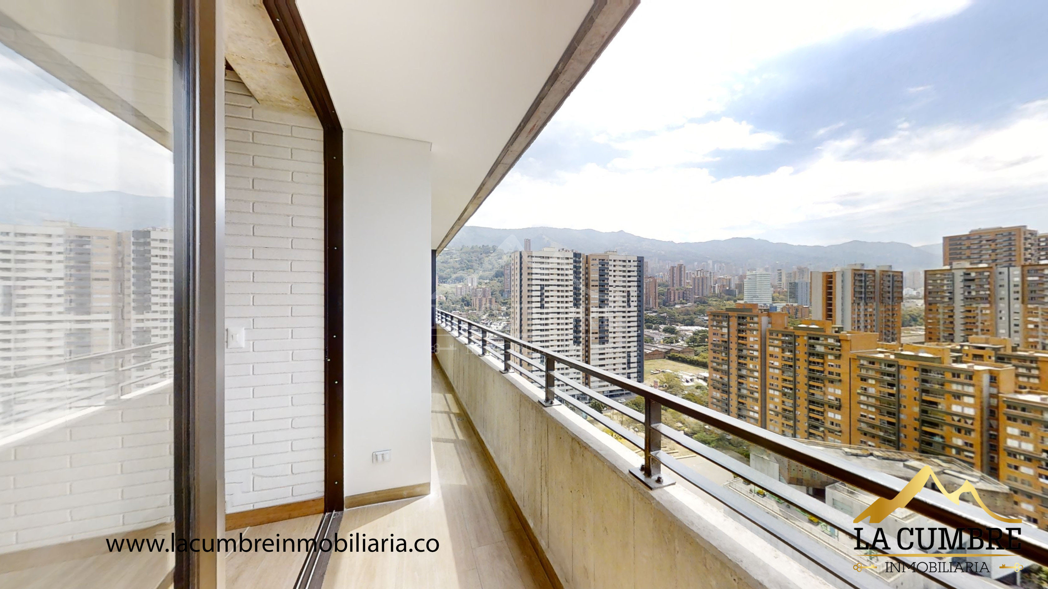 Apartamento en arriendo en Ciudad Del Río, Medellín · foto 16 de 17
