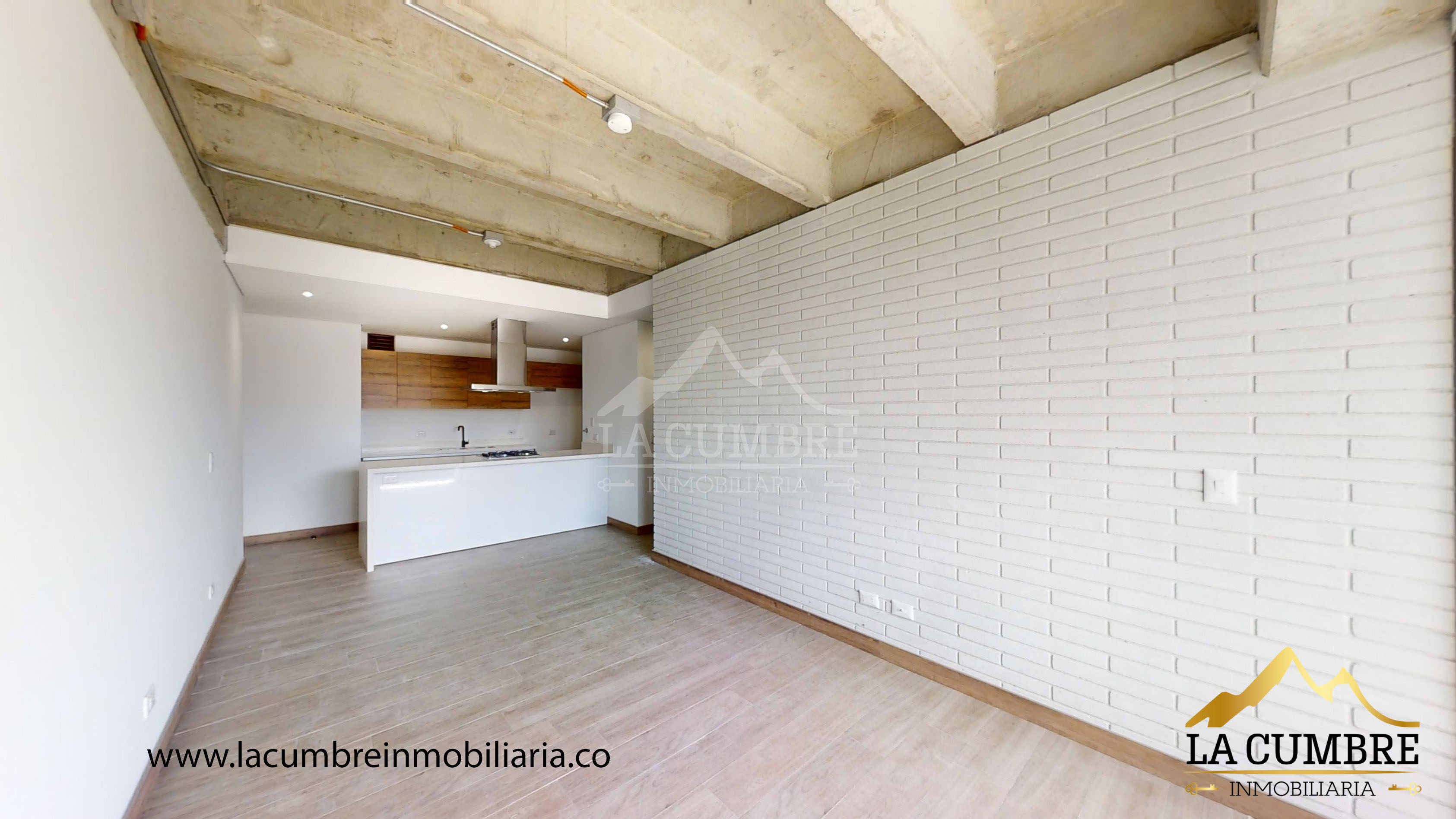 Apartamento en arriendo en Ciudad Del Río, Medellín · foto 3 de 17
